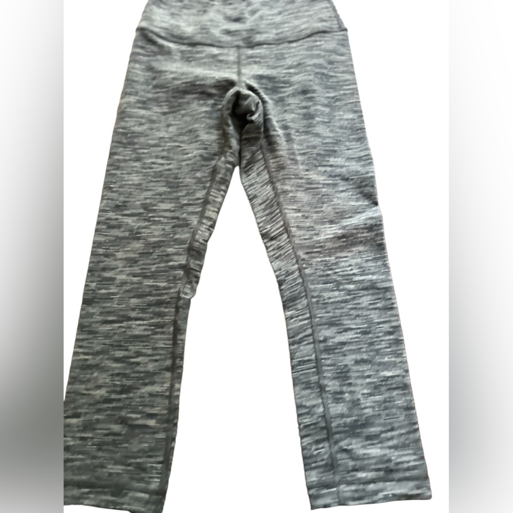 Lululemon wunder under Crop Leggings Criss Cross Waist grey size 4